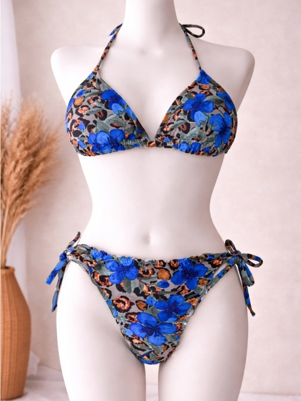 PrettyLittleThing Blue Floral Tie-Side Bikini